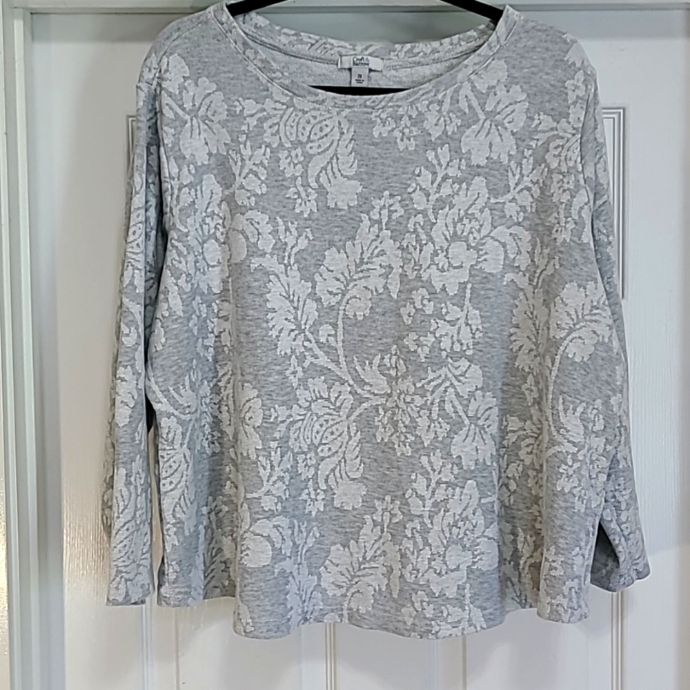 Women's sweatshirt like top